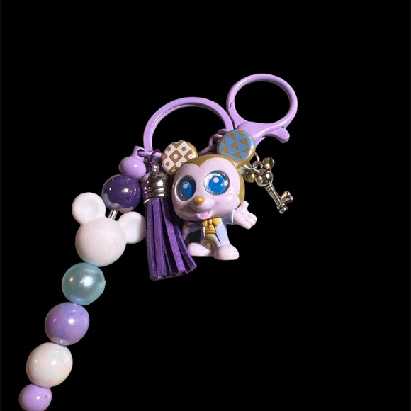 Disney adorable Mickey Mouse - Picture 2 of 3